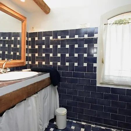 La Raffinee, Au Coeur Des Garrigues Du Luberon Villa